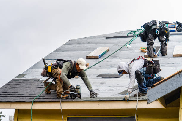 Professional Gutter Installation technician working in Walled Lake, MI